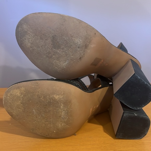 Coach high heels sandals, size 8 1/2 - Picture 4 of 4